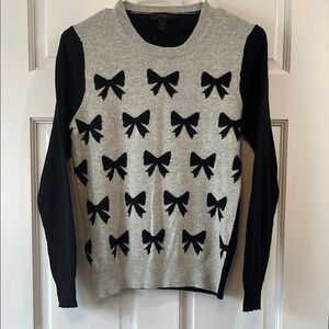 J. Crew Gray and Black Crew Neck Wool Blend Sweater with Bow Pattern - Size S